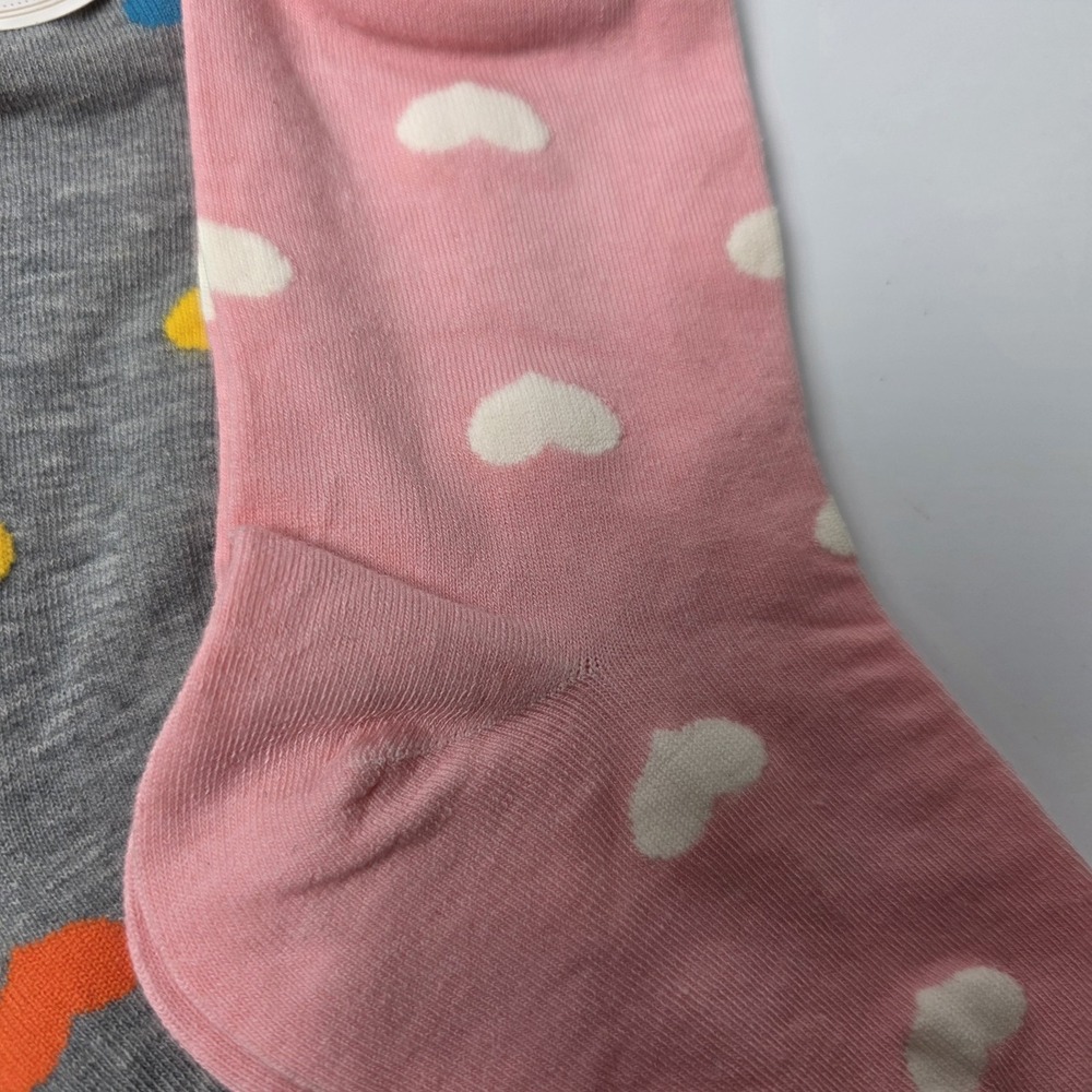 New Heart Socks 4 Designs For Valentines Day NWT #0393 - Picture 8 of 8